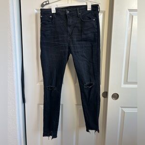 American Eagle Ripped Super High-Waisted Jegging
